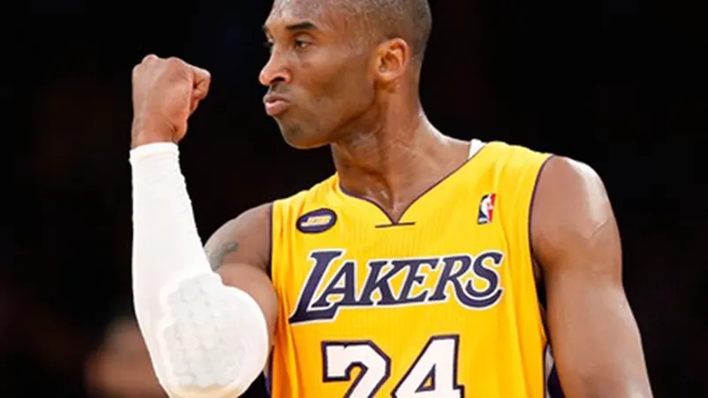 Kobe bryant giải nghệ để lại rất nhiều cảm xúc trong lòng người hâm mộ